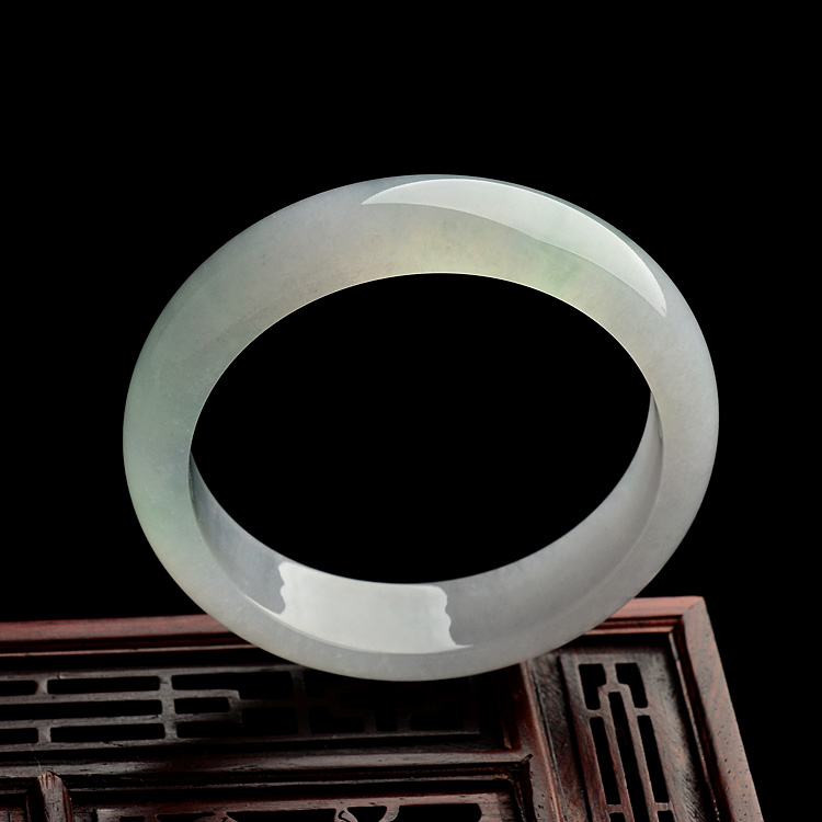 (超值推荐)冰种晴水手镯(59mm)