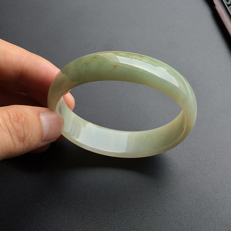 (超值推荐)糯冰种褐黄翡贵妃手镯(52.1-58mm)
