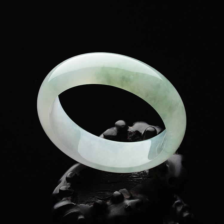 (超值推荐)糯冰种飘花手镯(58.6mm)
