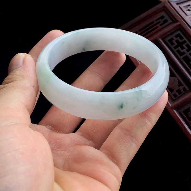 (超值推荐)糯冰种飘花手镯(59.1mm)
