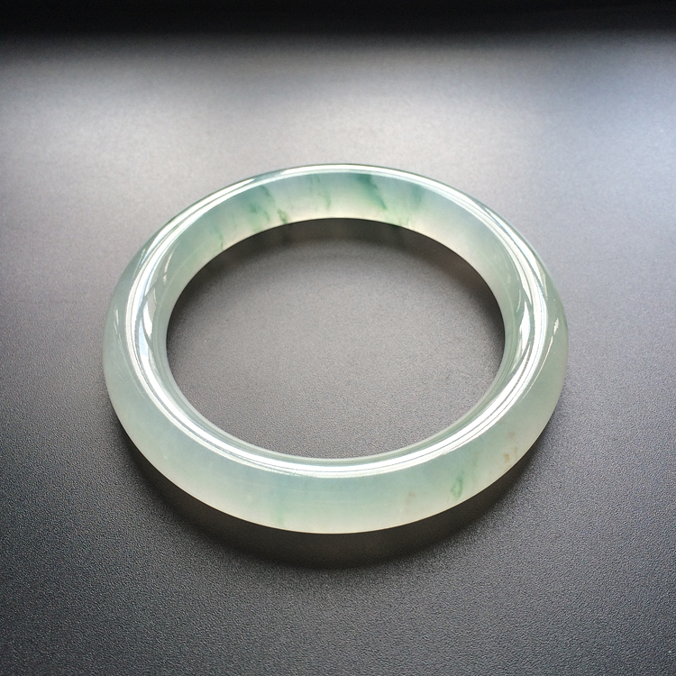 (超值推荐)冰种晴水略飘花圆条手镯(57.3mm)