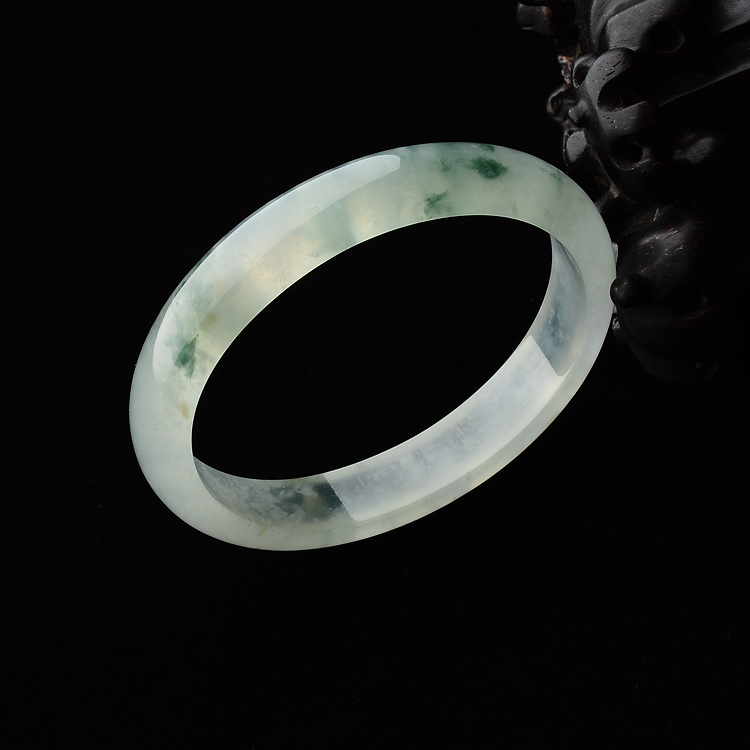 (超值推荐)冰种飘花贵妃镯(56mm-46.7mm)