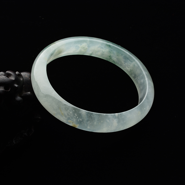 (超值推荐)冰种飘花贵妃镯(56mm-46.7mm)