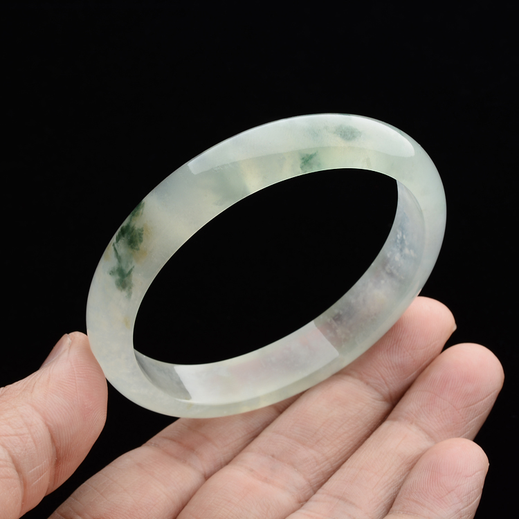 (超值推荐)冰种飘花贵妃镯(56mm-46.7mm)