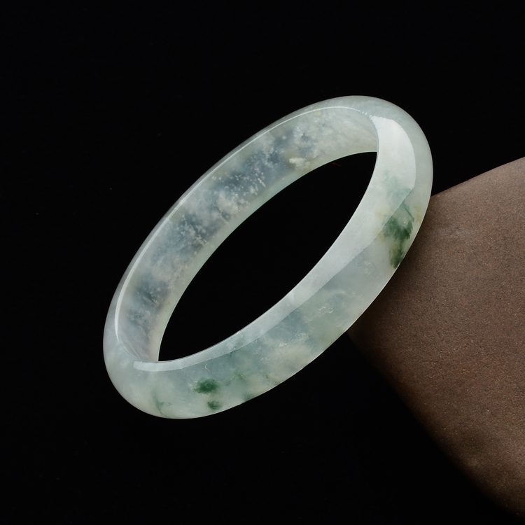 (超值推荐)冰种飘花贵妃镯(56mm-46.7mm)