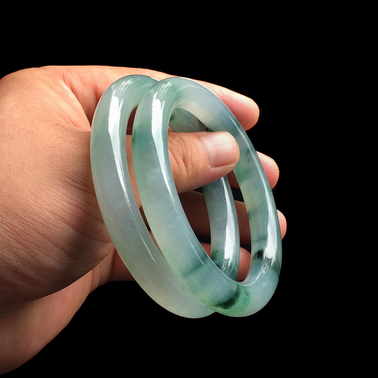 (超值推荐)糯冰种飘花圆条手镯(一对，57.8mm-57.7mm)