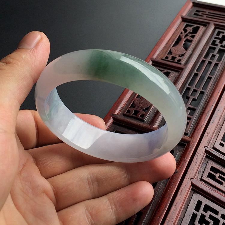 (超值推荐)糯冰种紫罗兰飘花手镯(58mm)