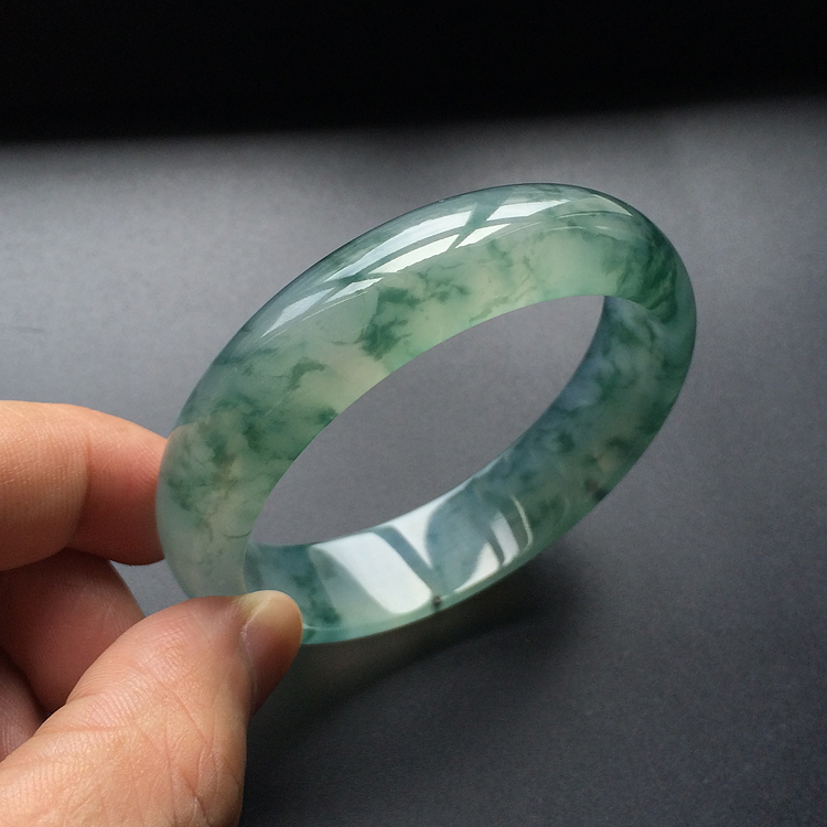 (超值推荐)冰种飘花手镯(55.5mm)