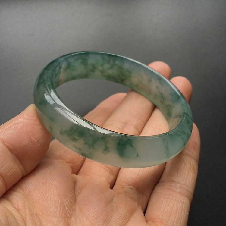 (超值推荐)冰种飘花手镯(55.5mm)