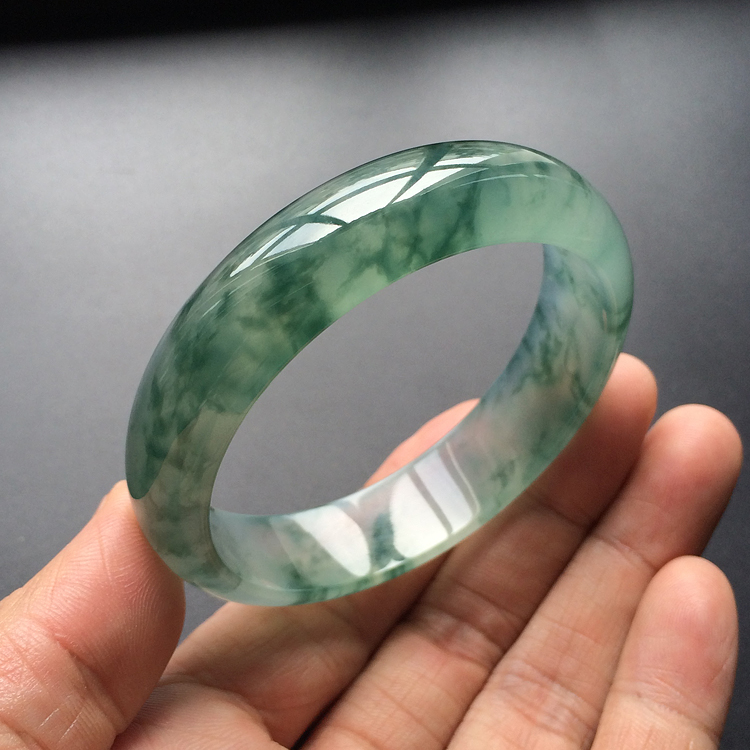 (超值推荐)冰种飘花手镯(55.5mm)