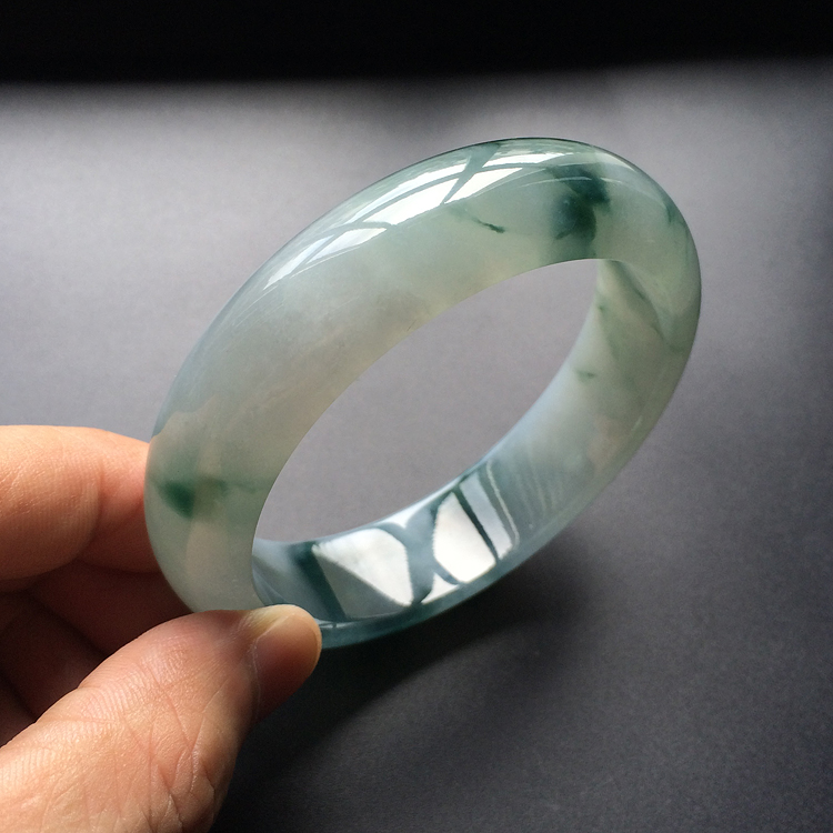 (超值推荐)糯冰种飘花手镯(59.6mm)