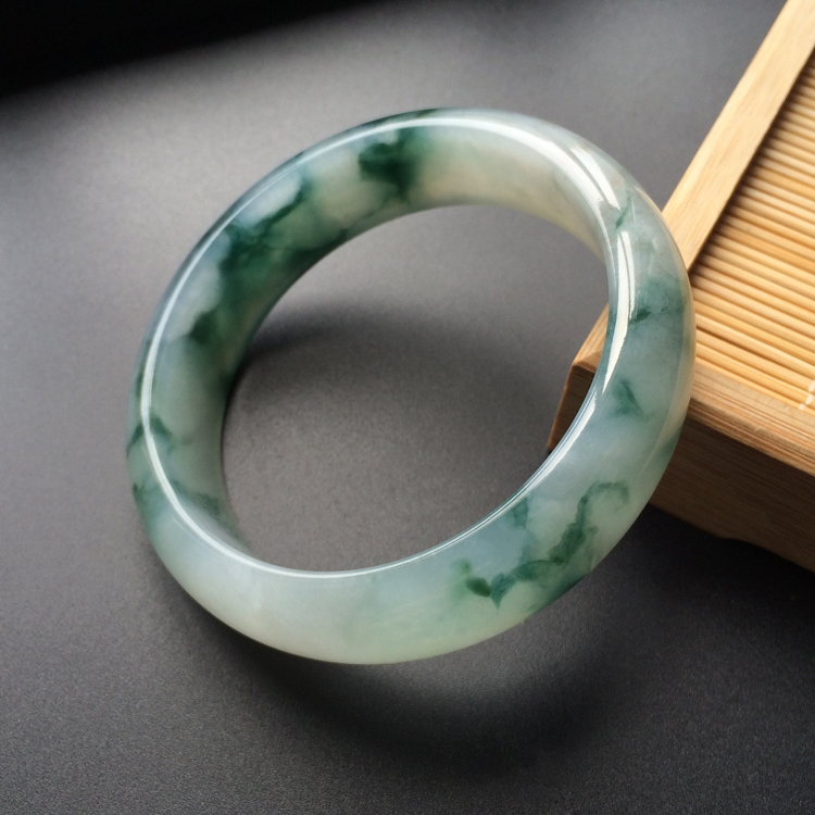 (超值推荐)糯冰种飘花手镯(59.6mm)