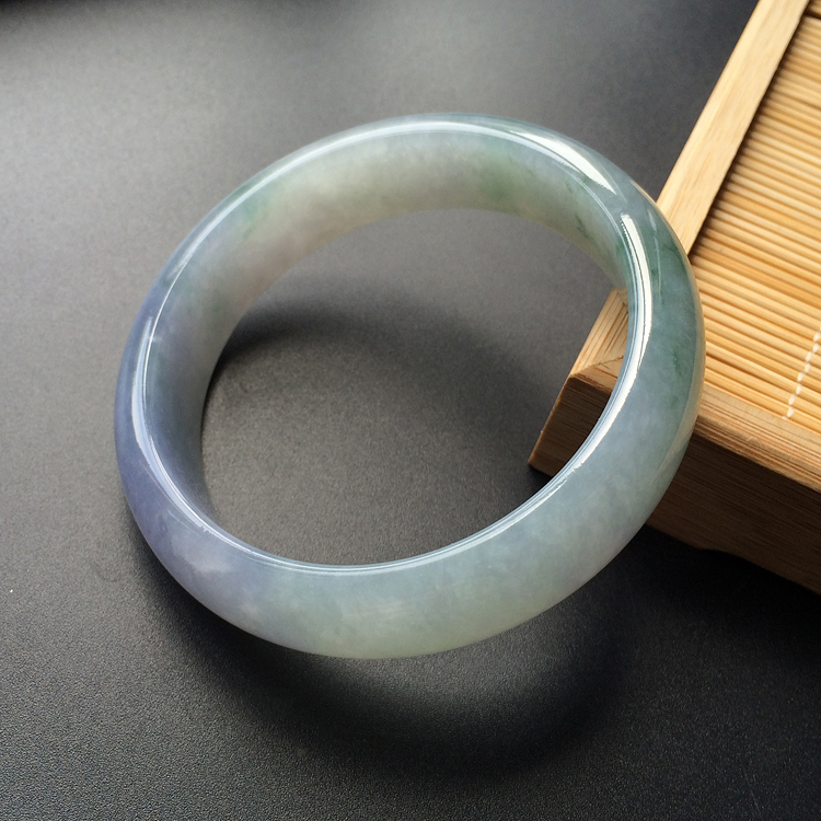 (超值推荐)糯冰种紫罗兰飘花手镯(60.2mm)