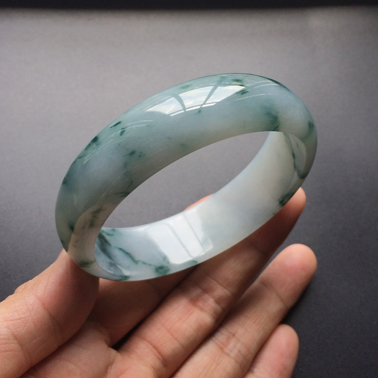 (超值推荐)糯冰种飘花手镯(62mm)