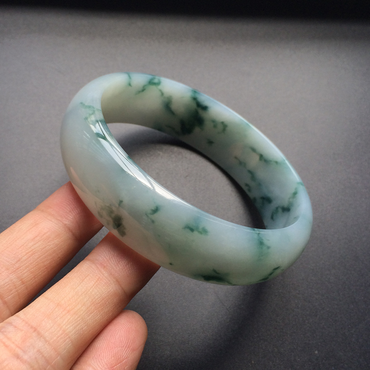 (超值推荐)糯冰种飘花手镯(62mm)