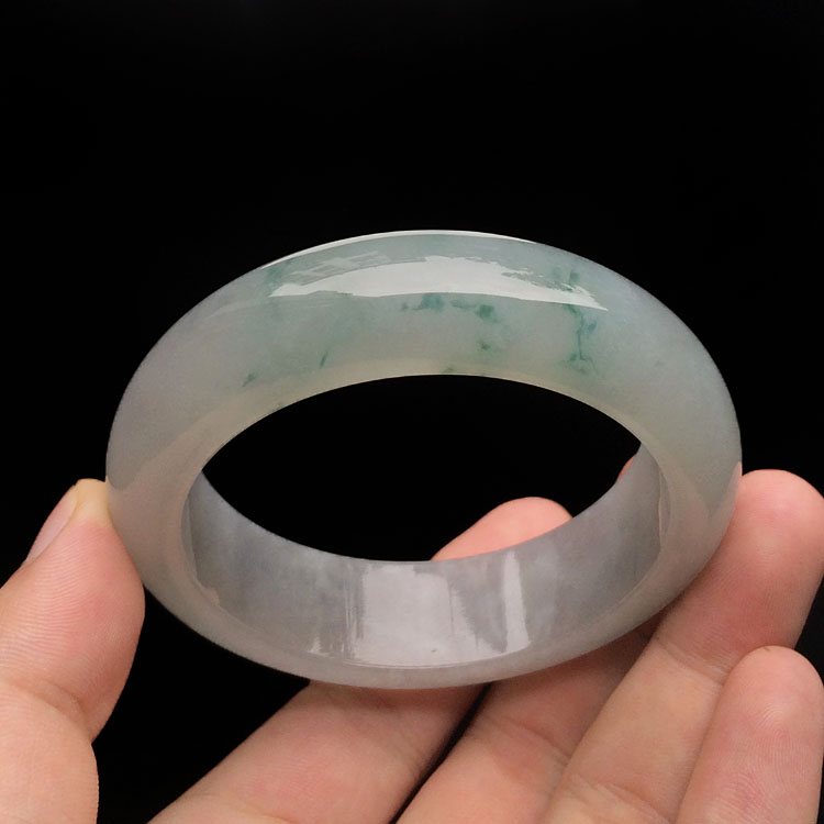 (超值推荐)糯冰种飘花手镯(57.6mm)