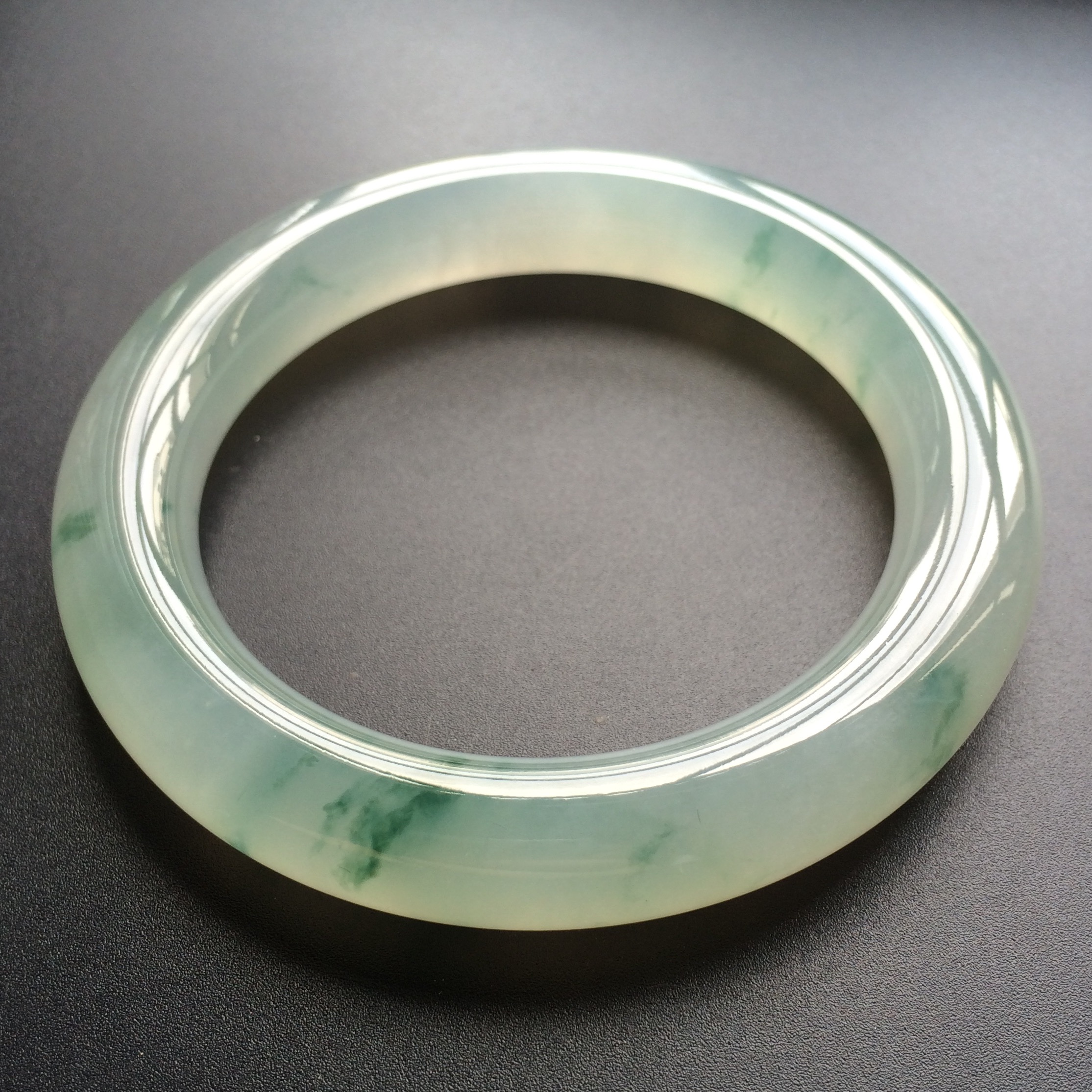 (超值推荐)冰种飘花圆条手镯(57.2mm)