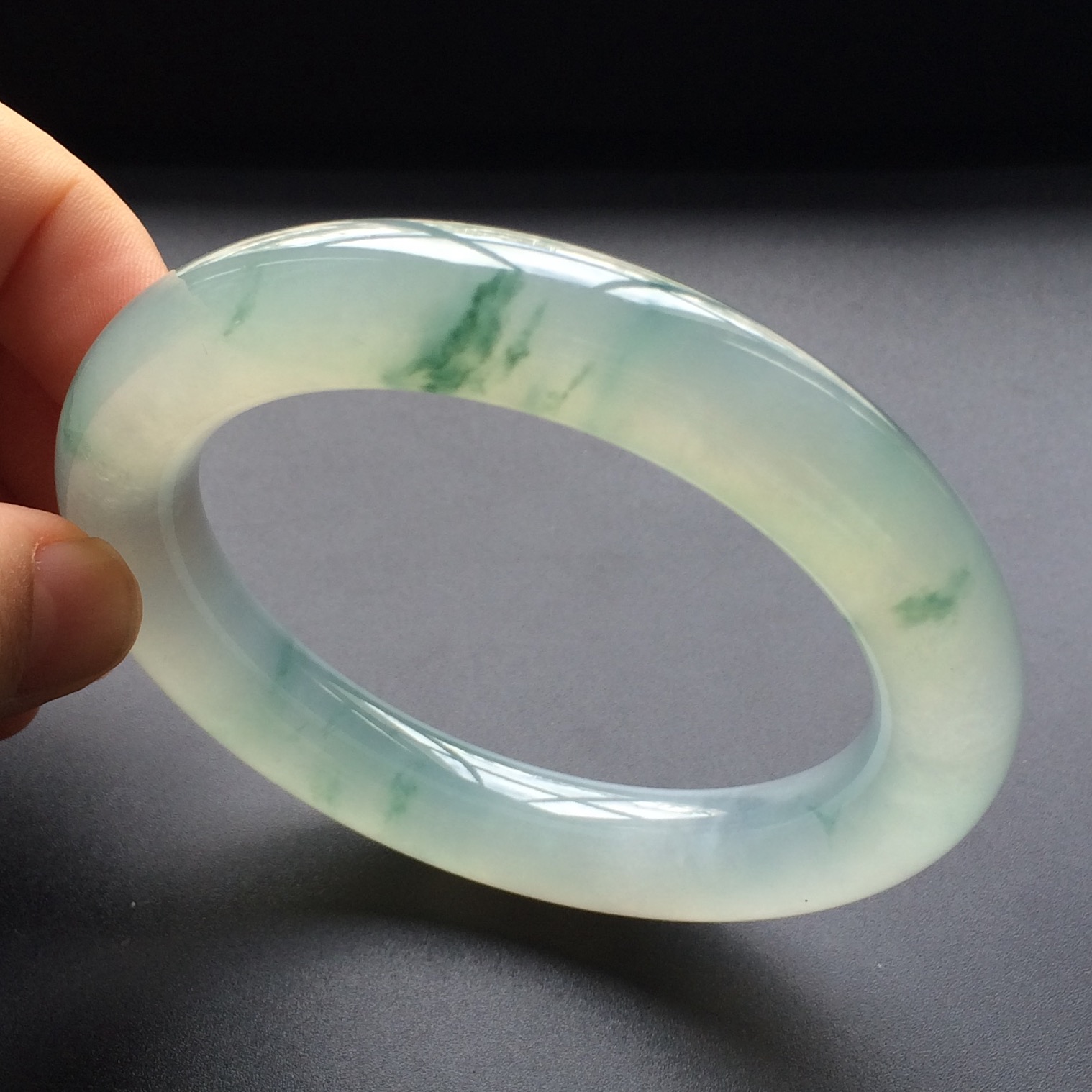 (超值推荐)冰种飘花圆条手镯(57.2mm)