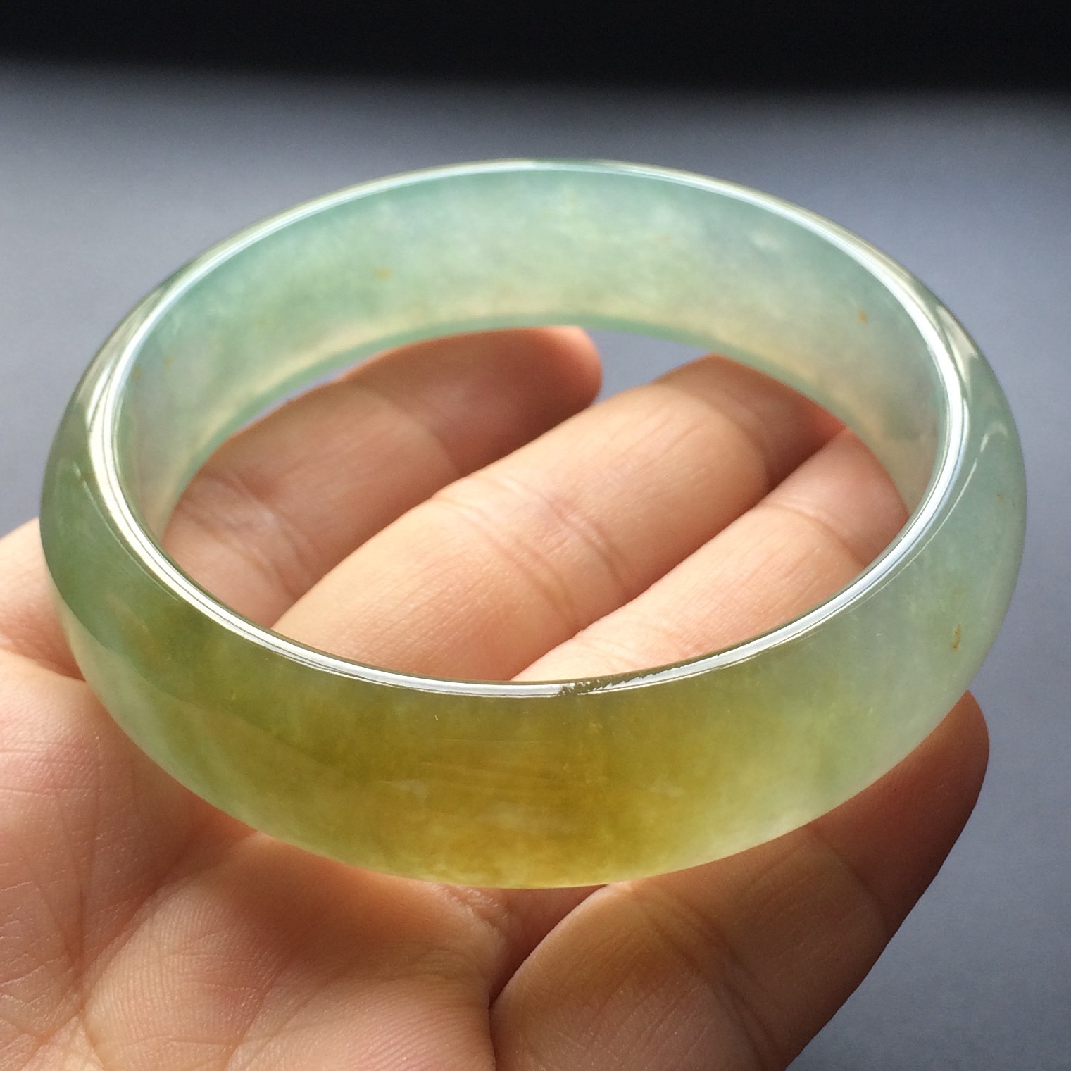 (超值推荐)冰种晴水黄翡手镯(54.5mm)