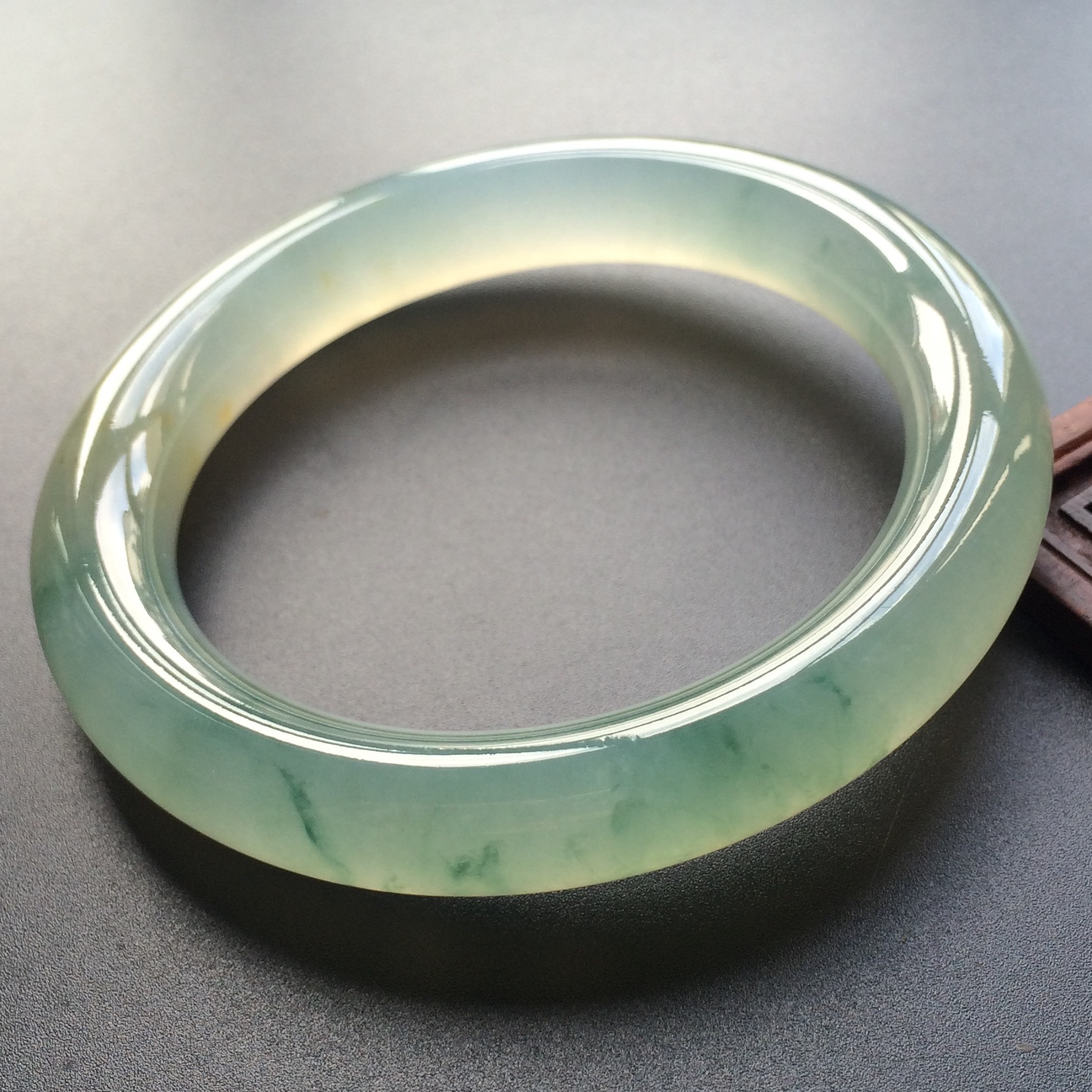 (超值推荐)冰种飘花圆条手镯(58.5mm)