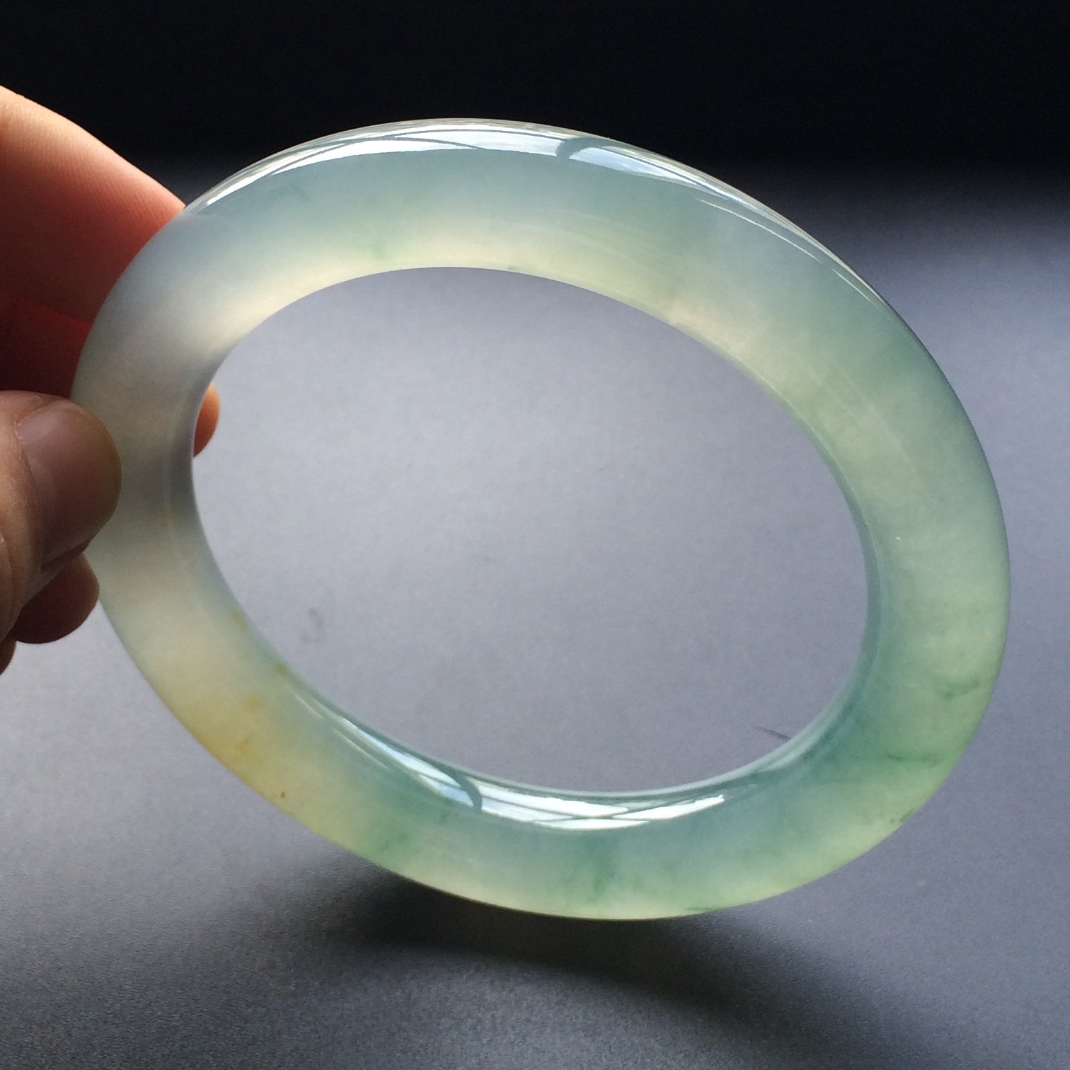 (超值推荐)冰种飘花圆条手镯(58.5mm)