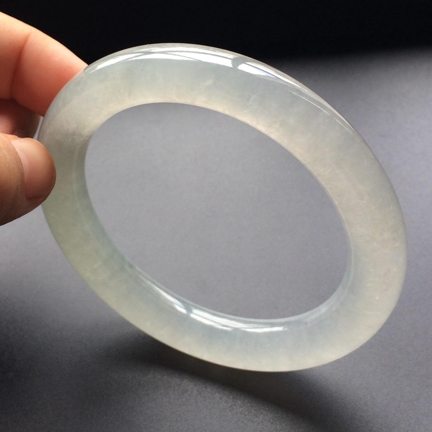 (超值推荐)冰种无色圆条手镯(57.3mm)