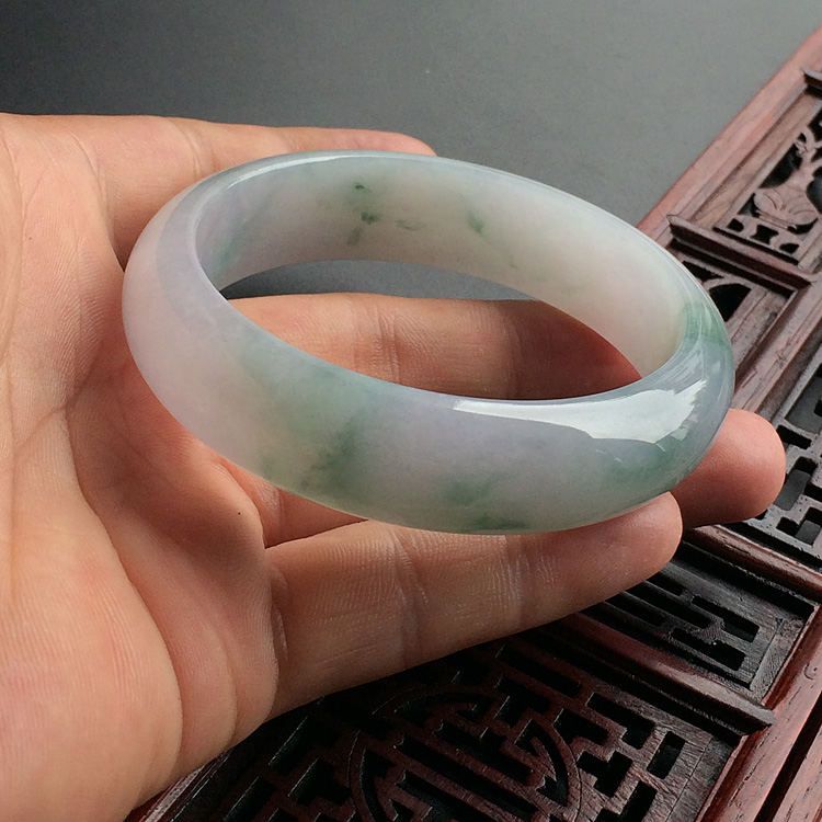 (超值推荐)糯冰种飘花手镯(58.8mm)