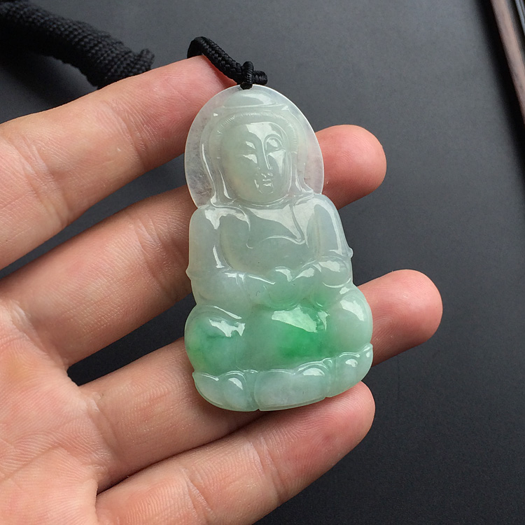 糯冰种飘翠观音挂件
