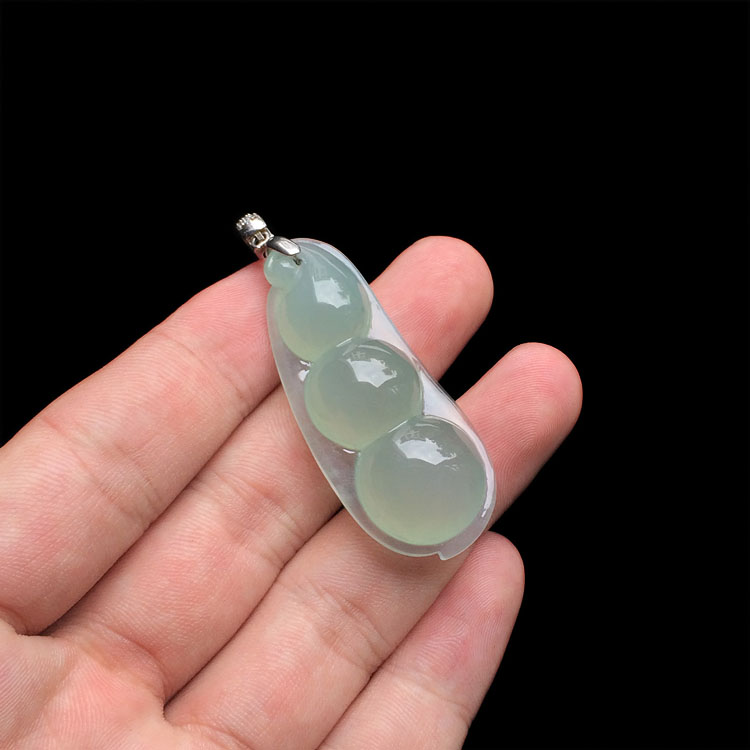 冰种晴水四季豆挂件