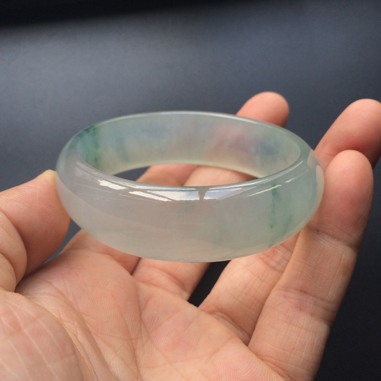 (超值推荐)冰种略飘花贵妃手镯(51.6mm-57.5mm)
