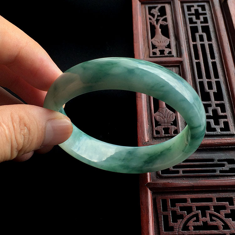 糯冰种飘花手镯(57.3mm)