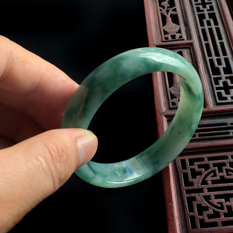 糯冰种飘花手镯(57.3mm)