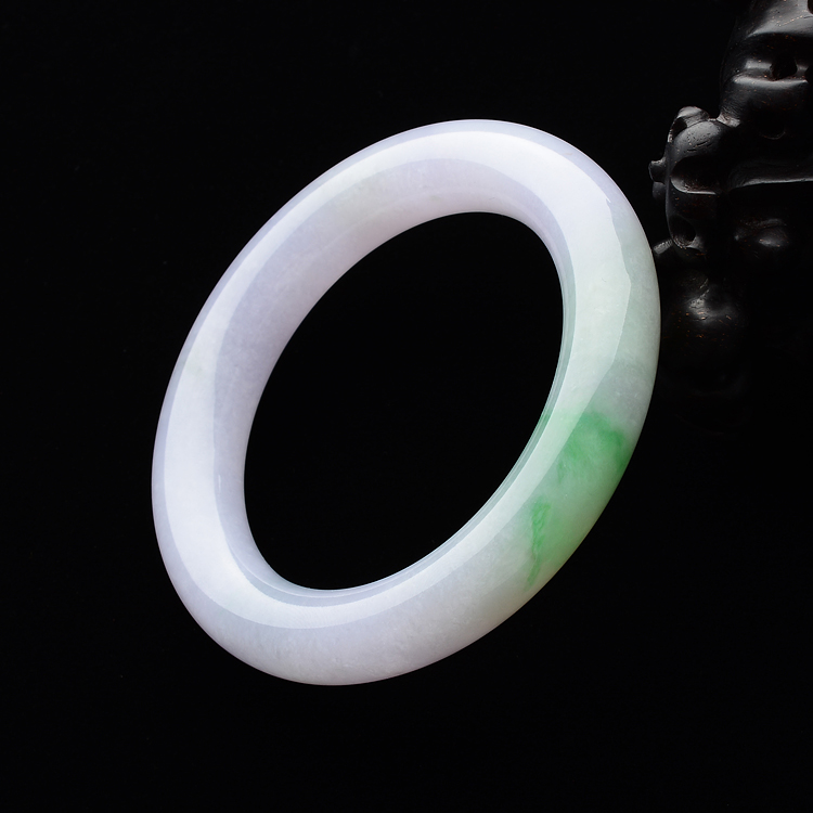 (超值推荐)糯冰种春带彩手镯(57.7mm)