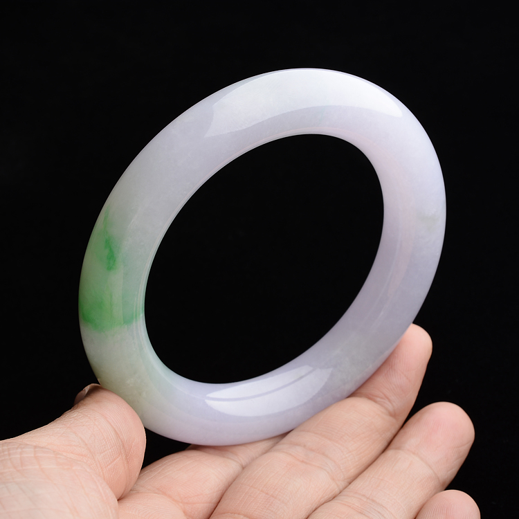 (超值推荐)糯冰种春带彩手镯(57.7mm)