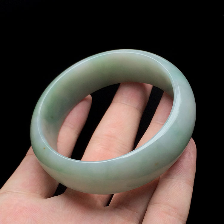 (超值推荐)糯冰种晴水飘翠手镯(58.2mm)