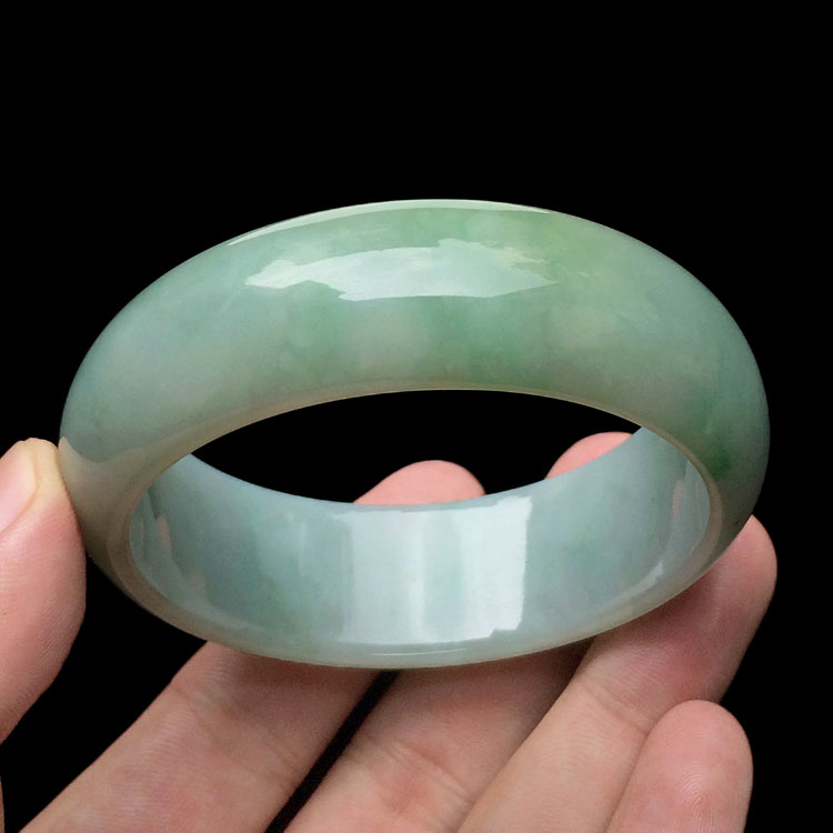 (超值推荐)糯冰种晴水飘翠手镯(58.2mm)