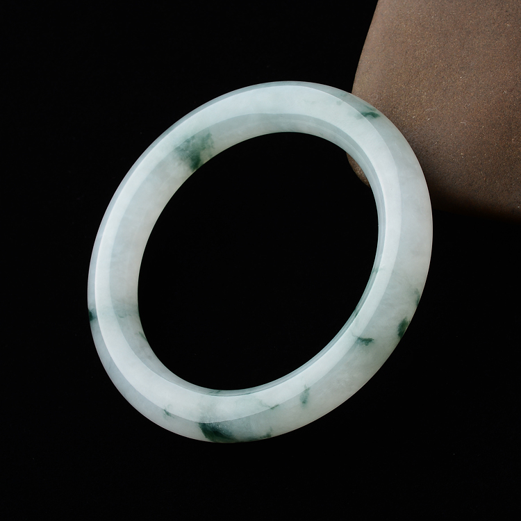 (超值推荐)糯冰种飘花圆条手镯(55mm)