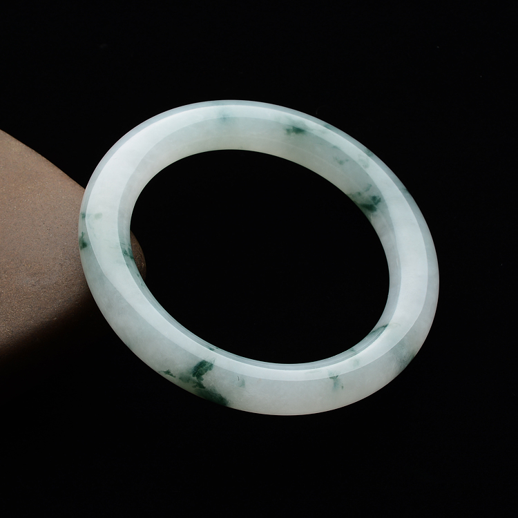 (超值推荐)糯冰种飘花圆条手镯(55mm)