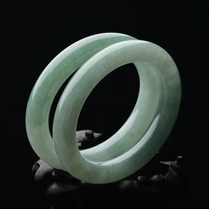 (超值推荐)糯冰种蓝晴水圆条手镯(一对)(55.6mm/55.7mm)
