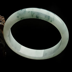(超值推荐)糯冰种飘花手镯(58.7mm)