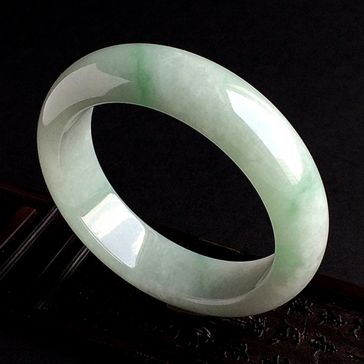 糯冰种淡晴水飘翠手镯（57.1mm）