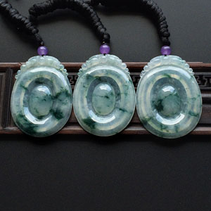 (超值推荐)冰种飘花双龙如意挂件(一批走)