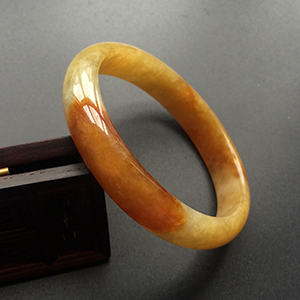 (超值推荐)糯冰种褐黄翡贵妃镯(51.5mm-46mm)