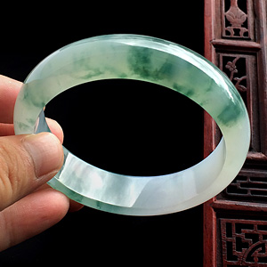 (超值推荐)糯冰种飘花手镯(60mm)