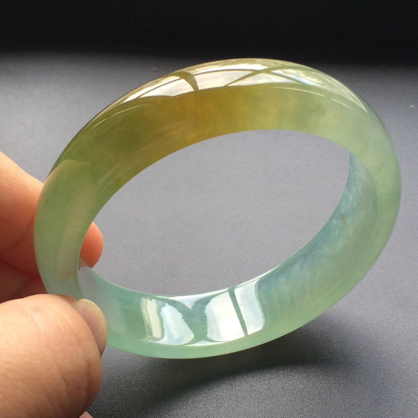 (超值推荐)冰种晴水黄翡手镯(54.5mm)