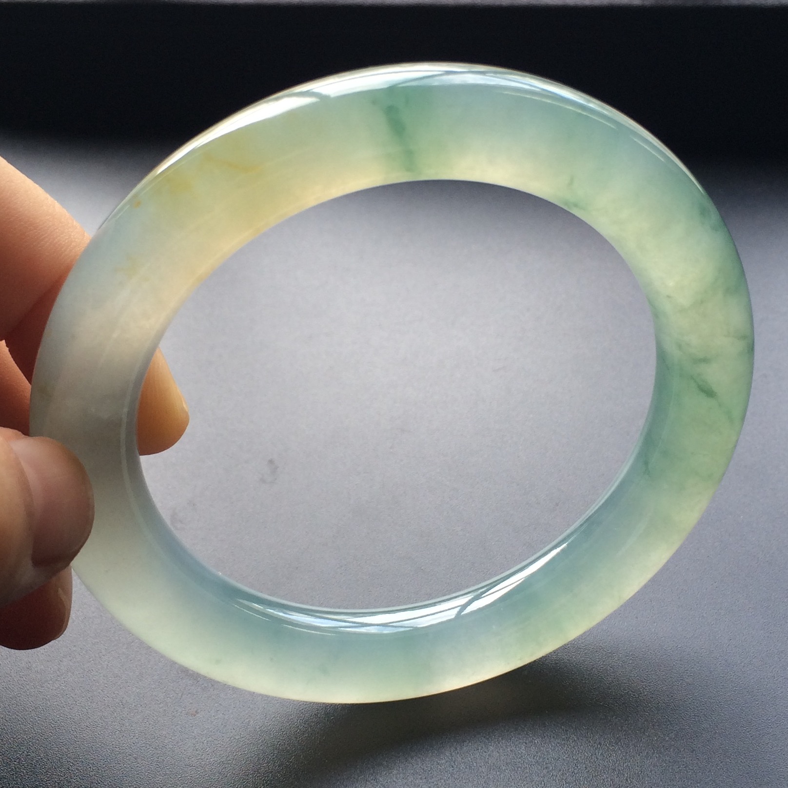 (超值推荐)冰种飘花圆条手镯(58.5mm)