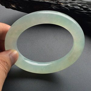糯冰种晴水圆条手镯(56.6mm)