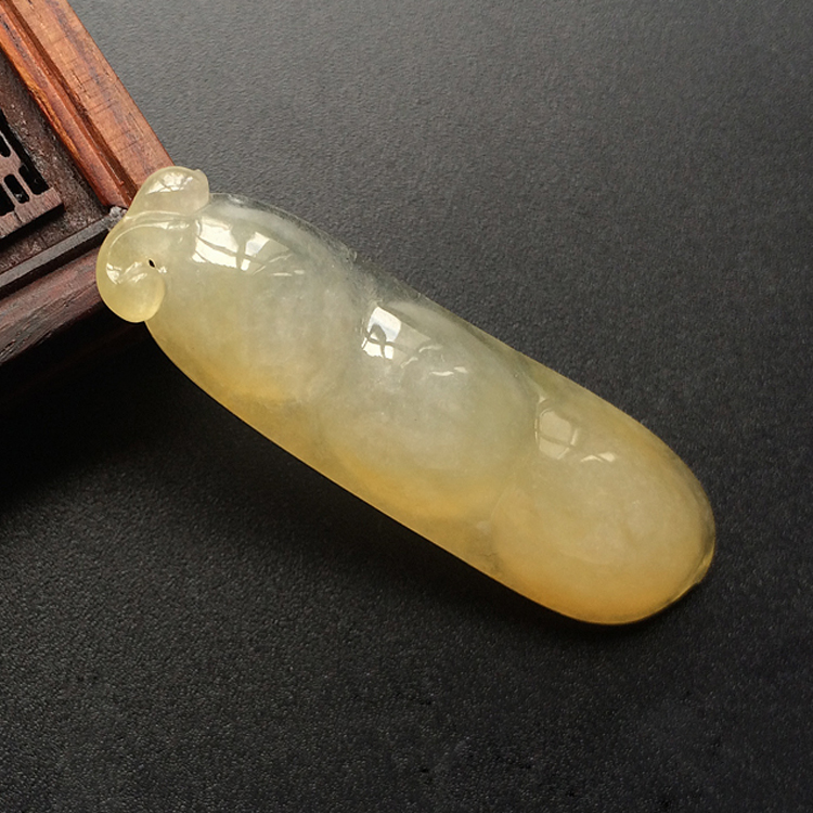 (超值推荐)糯冰种黄翡福豆挂件