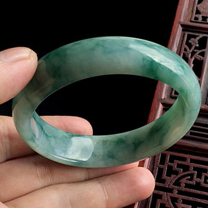 糯冰种飘花手镯(57.3mm)