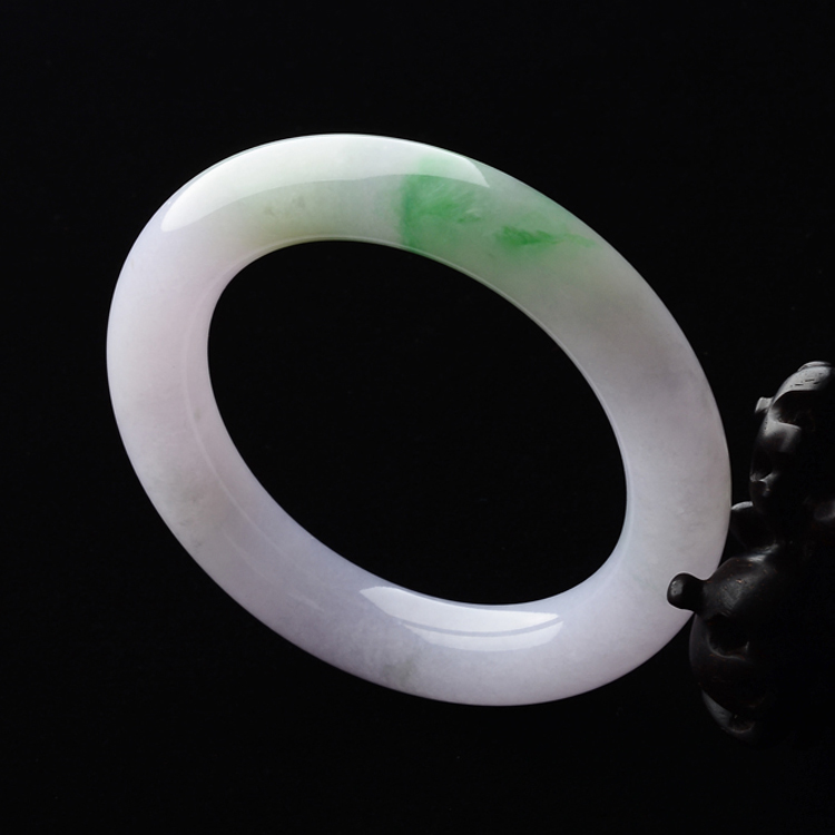 (超值推荐)糯冰种春带彩手镯(57.7mm)
